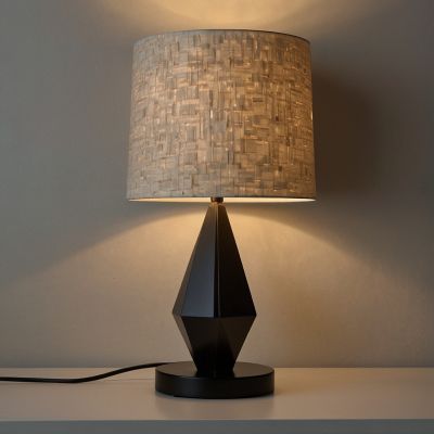 Настольная лампа трапеция с одной лампой (демо)