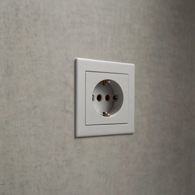 Розетка встраиваемая без шторок (демо)