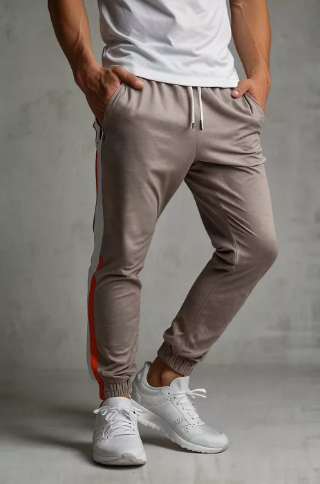 Спортивные штаны Б